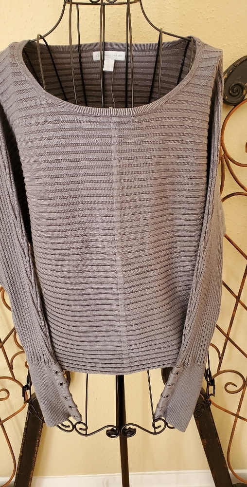 NY & Co Medium ribbed grey sweater with tags